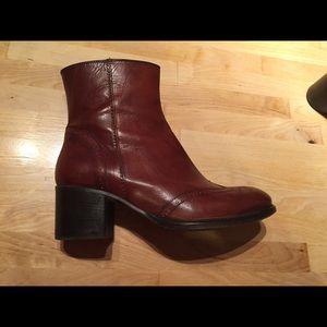 Sienna brown leather ankle boots